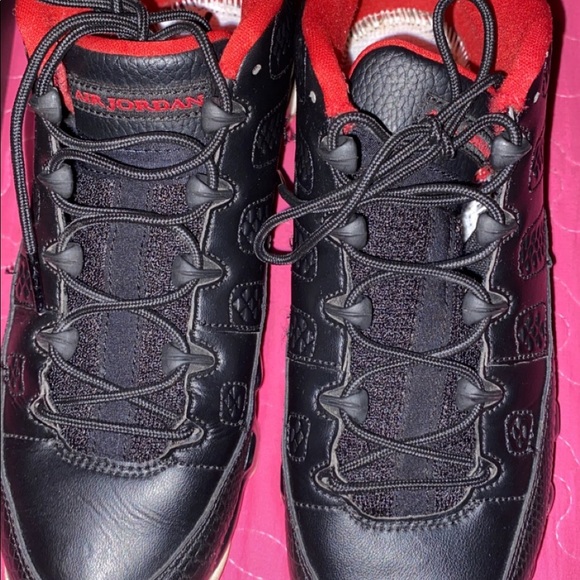 Retro 9 low’s - Picture 3 of 3